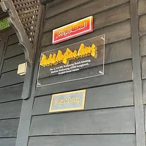 https://villa-pondok-panglima-awang.tophotelslangkawi.com